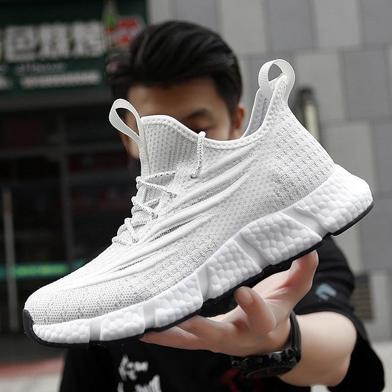Tênis Yeezy - Elegante